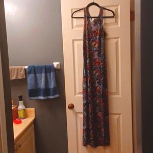Well loved Maxi Dress in fun, vibrant  pattern!